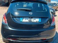 Usata Lancia Ypsilon 95 CV (69 kW) 2017 Nero Utilitaria
