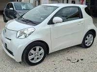 Usata Toyota iQ 68 CV (50 kW) 2011 Bianco Utilitaria