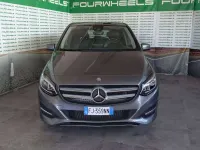 Usata Mercedes B180 109 CV (80 kW) 2017 Grigio Utilitaria