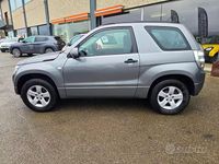 Usata Suzuki Grand Vitara 107 CV (78 kW) 2006 Grigio SUV
