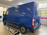 Usata Renault Master 135 CV (99 kW) 2022 Blu Berlina