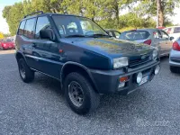Usata Nissan Terrano 101 CV (74 kW) 1994 Bluazzurro SUV