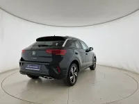 Usata VW T-Roc R-line 2022 Deep black perlato SUV