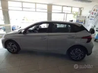 Nuova Hyundai i20 100 CV (73 kW) 2026 Grigio Utilitaria