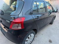 Usata Toyota Yaris 69 CV (50 kW) 2008 Nero Utilitaria