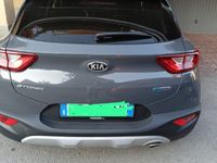 Usata Kia Stonic 100 CV (73 kW) 2021 Grigio SUV
