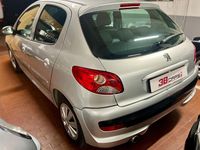Usata Peugeot 206 59 CV (43 kW) 2011 Argento Berlina