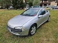 Usata Opel Tigra 90 CV (66 kW) 1999 Grigio Coupé