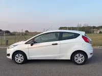 Usata Ford Fiesta 75 CV (55 kW) 2017 Bianco Utilitaria