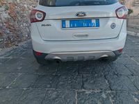 Usata Ford Kuga 163 CV (119 kW) 2011 Bianco SUV