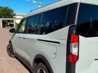 Usata Ford Tourneo 125 CV (91 kW) 2025 Grigio Monovolume