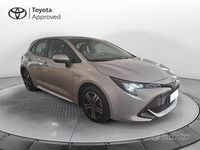Usata Toyota Corolla Active 122 CV (89 kW) 2022 Argento Berlina