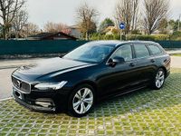 Usata Volvo V90 Momentum 150 CV (110 kW) 2020 Nero Station wagon