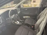 Usata Kia Rio Comfort 84 CV (61 kW) 2021 Nero Berlina