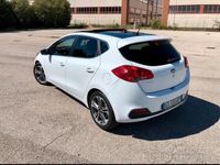 usata Kia Ceed cee'd 1.6 CRDi 128 CV 5 porte Platinum