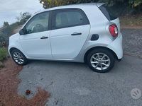 Usata Smart ForFour 71 CV (52 kW) 2016 Bianco Utilitaria