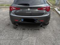 Usata Alfa Romeo Giulietta Progression 140 CV (102 kW) 2012 Grigio Utilitaria