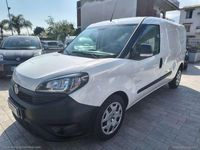 Usata Fiat Doblò 105 CV (77 kW) 2022 Bianco Monovolume