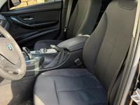 Usata BMW 320 Advantage 190 CV (139 kW) 2017 Nero Station wagon