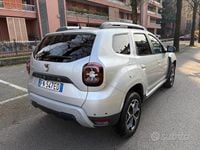 Usata Dacia Duster Prestige 110 CV (80 kW) 2019 Grigio SUV