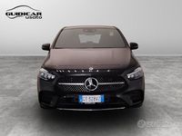 Usata Mercedes E250 AMG 2024 Nero Monovolume