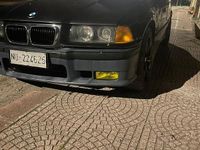 Usata BMW 325 116 CV (85 kW) 1992 Nero Berlina