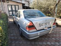 usata Mercedes C180 C 180cat Classic