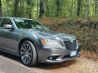 Usado Lancia Thema 171 HP (125 kW) 2012 Cinzento Sedan