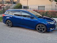 Usata Ford Focus 120 CV (88 kW) 2016 Blu Station wagon