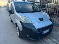 Usata Peugeot Bipper 75 CV (55 kW) 2014 Grigio Monovolume