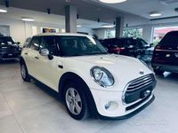 Usata Mini One D Business 95 CV (69 kW) 2016 Beige Utilitaria