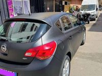 Usata Opel Astra Edition 110 CV (80 kW) 2013 Nero Berlina