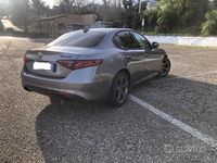 Usata Alfa Romeo Giulia Sprint 190 CV (139 kW) 2020 Grigio Berlina