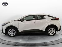 Usata Toyota C-HR Active 140 CV (102 kW) 2024 Bianco SUV