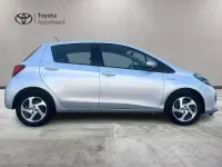 Usata Toyota Yaris Hybrid Active 73 CV (53 kW) 2016 Berlina