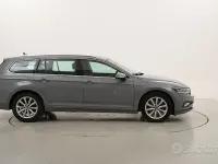 Usata VW Passat Business 122 CV (89 kW) 2023 Grigio Station wagon