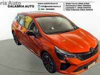 Nuova Renault Clio V Techno 101 CV (74 kW) 2025 Arancione Berlina