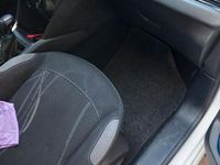 Usata Peugeot 208 2014 Bianco Utilitaria