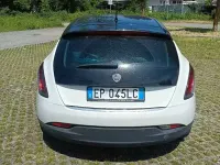 Usata Lancia Delta 120 CV (88 kW) 2012 Bianco Utilitaria