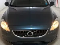 Usata Volvo V40 120 CV (88 kW) 2017 Blu Berlina
