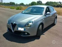 Usata Alfa Romeo Giulietta Business 120 CV (88 kW) 2016 Utilitaria