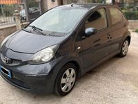 usata Toyota Aygo Aygo 1.0 12V VVT-i 5 porte Sol