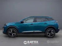 Usata Peugeot 2008 Allure 101 CV (74 kW) 2025 Blu SUV