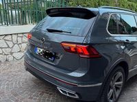 Usata VW Tiguan R-line 150 CV (110 kW) 2022 Grigio SUV