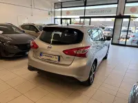 Usata Nissan Pulsar 110 CV (80 kW) 2014 Argento Utilitaria