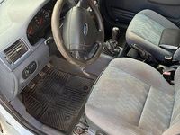 Begagnad Ford Transit Connect 2007 Minibuss