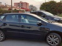 Usata Toyota Auris Hybrid Active 99 CV (72 kW) 2014 Berlina
