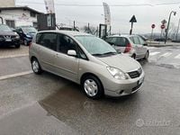 Usata Toyota Corolla 110 CV (80 kW) 2003 Grigio Berlina