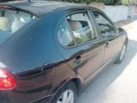 Usata Seat Leon 105 CV (77 kW) 2003 Nero Utilitaria