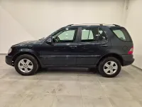 Usado Mercedes ML270 Edition 163 CV (119 kW) 2005 Azul SUV